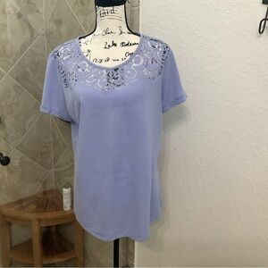 349- C Wonder Periwinkle Short Sleeve Top; Size Large. Like new. Rayon Mix